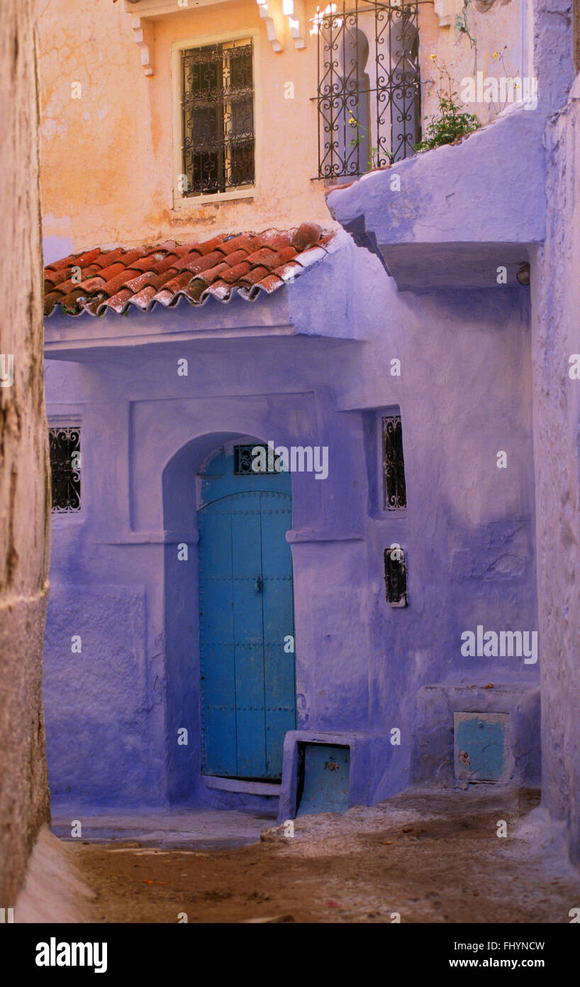 Häuser in der MEDINA sind wunderschöne Pastell Farben in CHECHAOUEN in den RIF-Gebirge in Marokko gestrichen Stockfoto