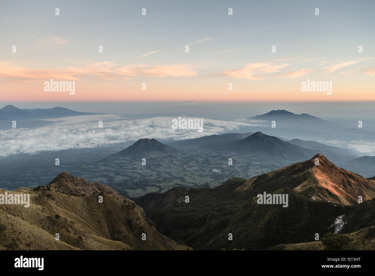 Indonesia volcano -Fotos und -Bildmaterial in hoher Auflösung – Alamy