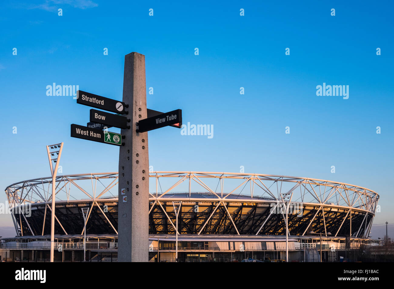 Das Stadion, Queen Elizabeth Olympic Park, Stratford, London, England, Vereinigtes Königreich Stockfoto