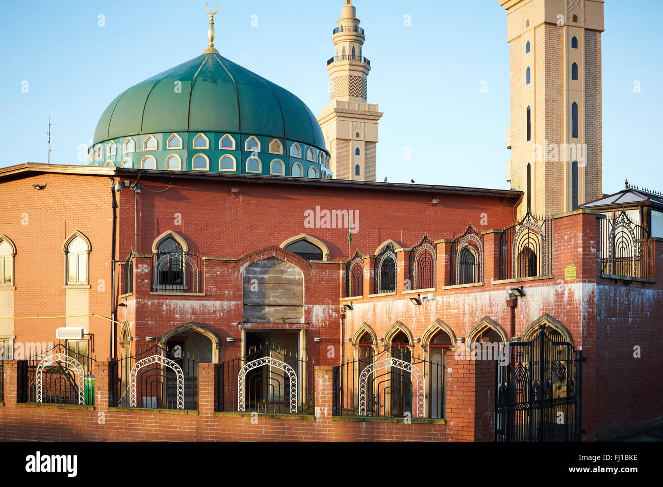 Jamia Masjib zentralen Moschee Rochdale zentralen Moschee Rochdale (CMR) früher bekannt als Idara Taleem-Ul-Islam wurde 1974 b eingerichtet Stockfoto