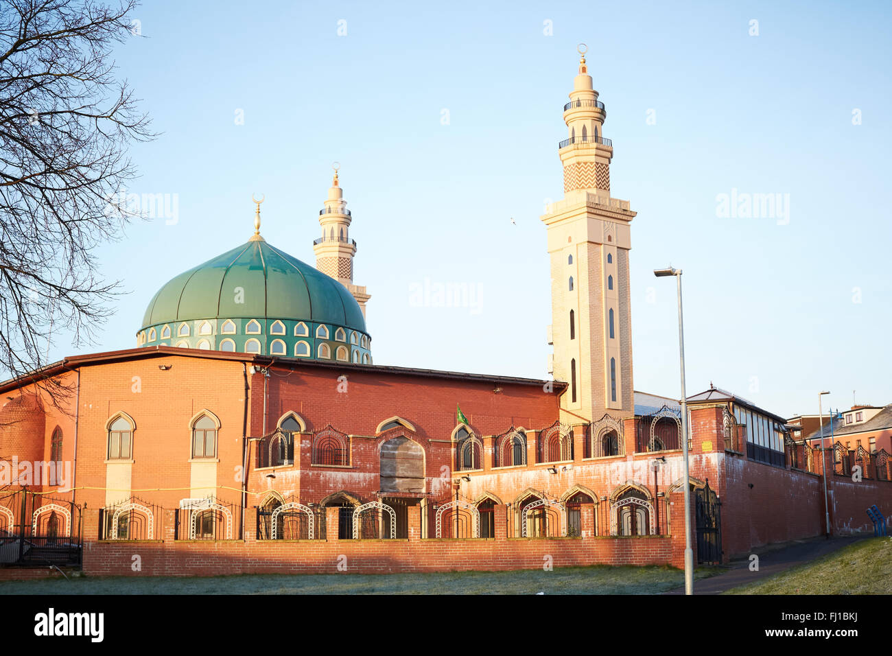 Jamia Masjib zentralen Moschee Rochdale zentralen Moschee Rochdale (CMR) früher bekannt als Idara Taleem-Ul-Islam wurde 1974 b eingerichtet Stockfoto