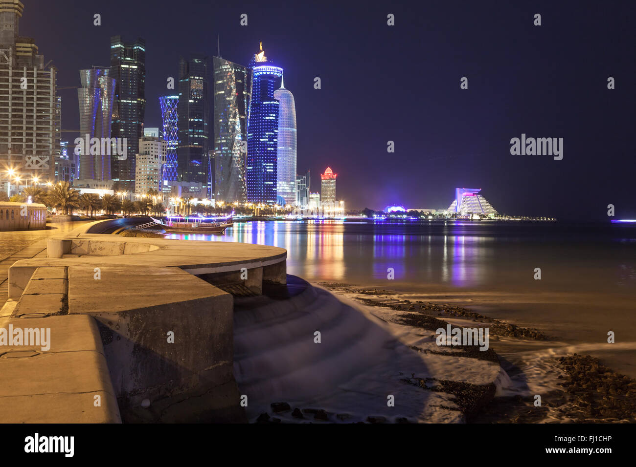 Innenstadt in der Nacht, Katar Doha Stockfoto