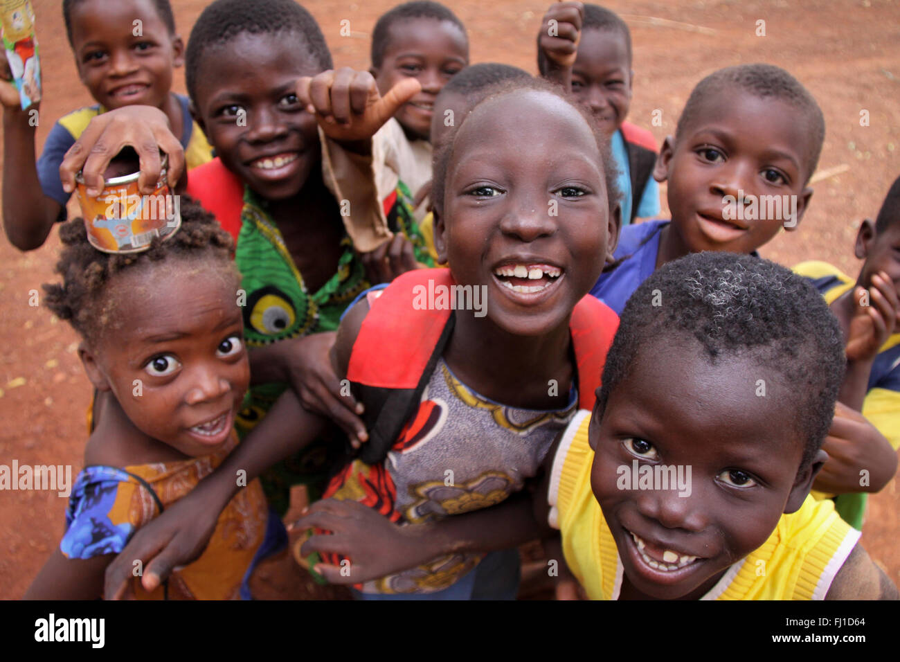 Gruppe von niedlichen Kinder verrückt in Kaya, Burkina Faso Stockfoto