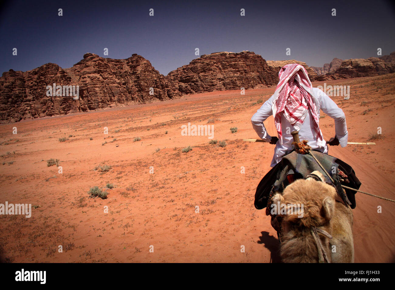 Beduinen Mann in Wadi Rum Wüste, Jordanien Stockfoto