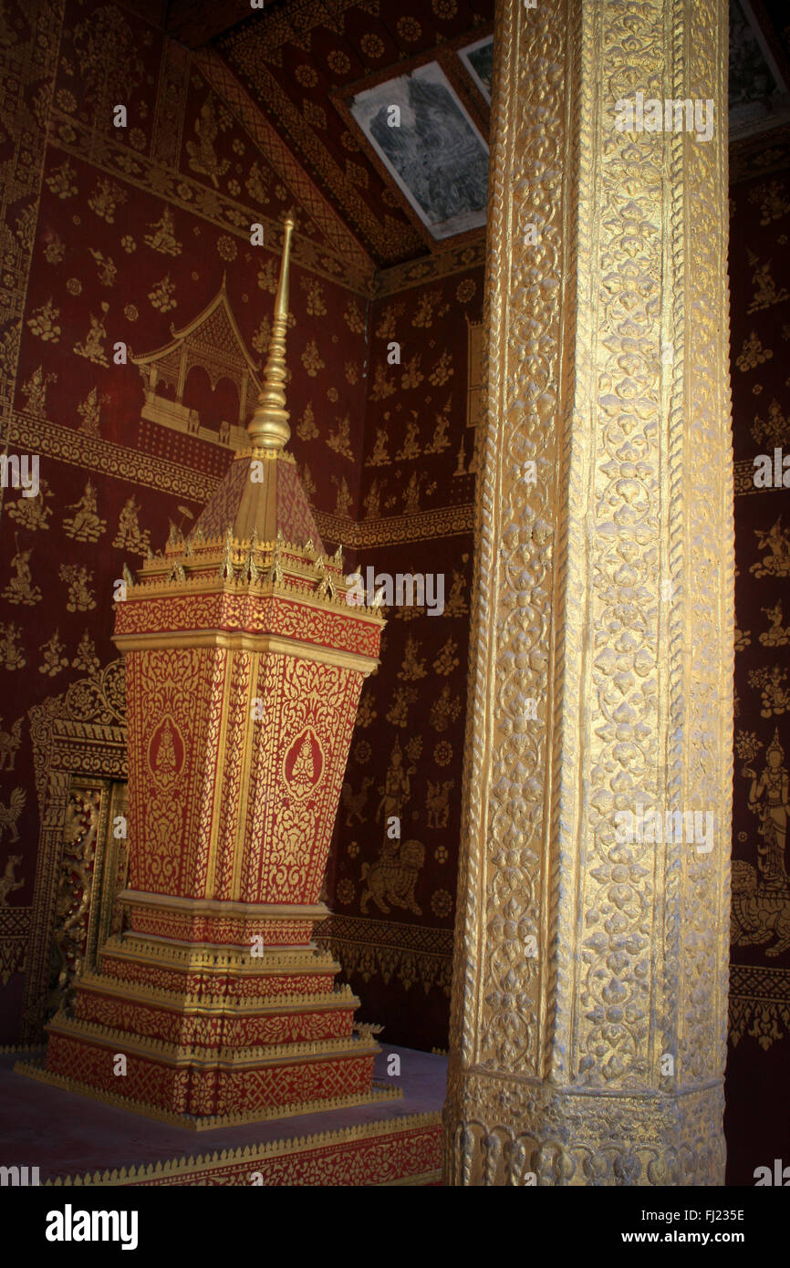 Buddhistische Architektur im Wat Xieng Thong, Luang Prabang Stockfoto