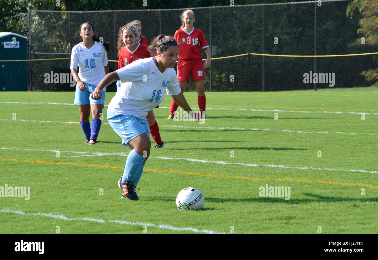 High School Mädchen Fußball Stockfoto