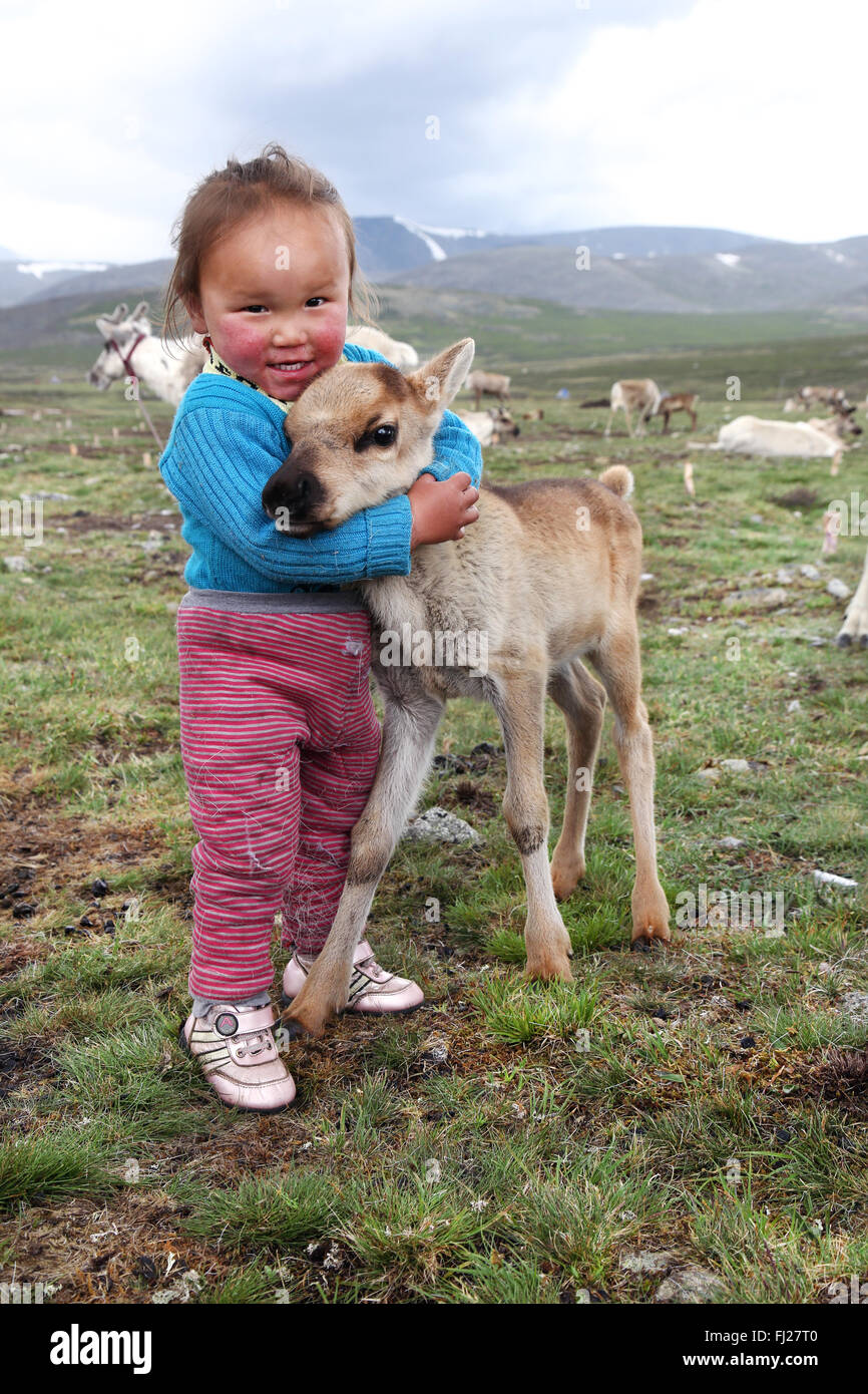 Junge Junge,, Tsaatan Dukha, nomadischen Rentier Hirten, Mongolei Stockfoto