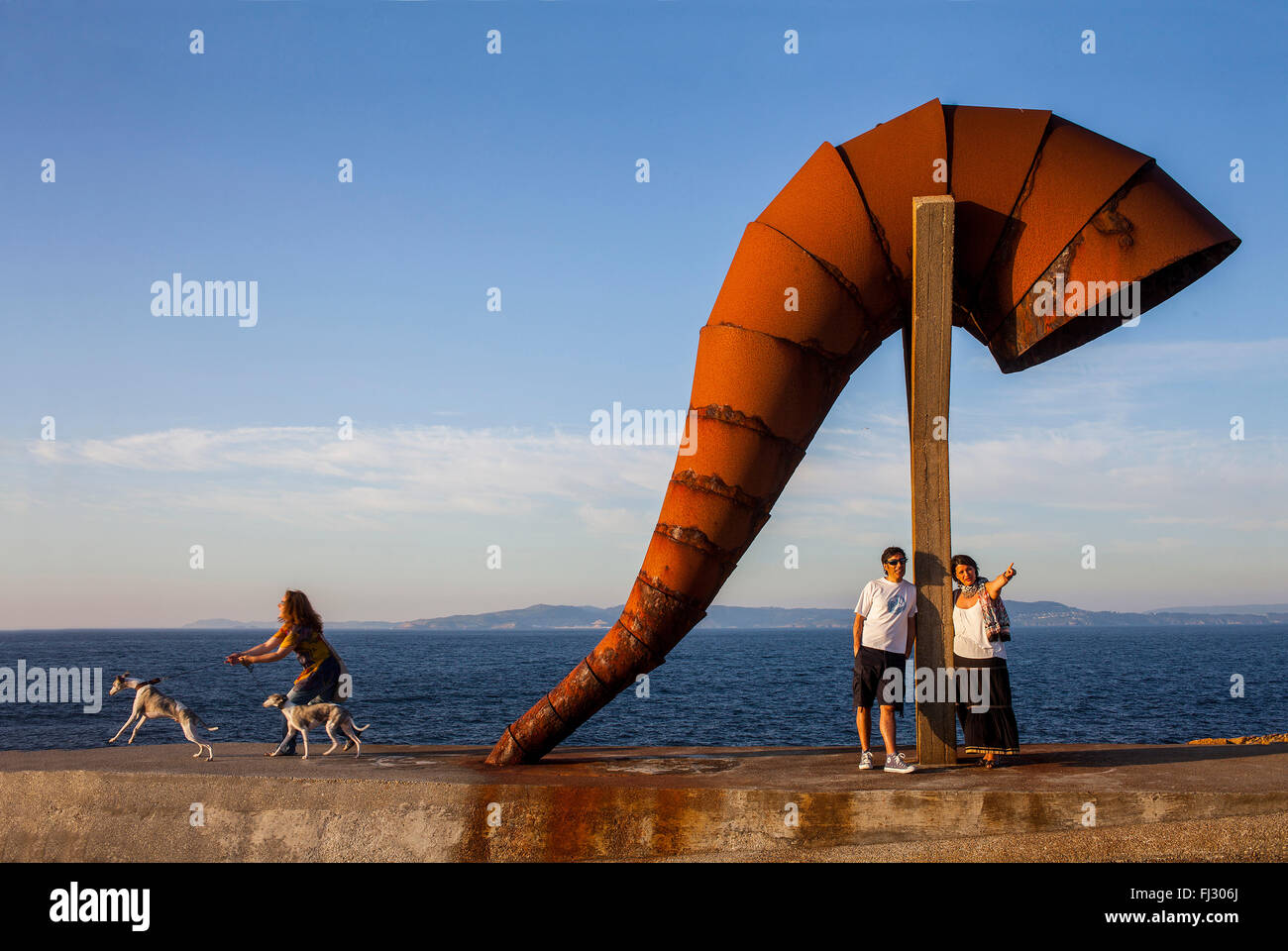 Menschen in Caracola, Muschel, von Moncho Amigo, Coruña Stadt, Galicien, Spanien Stockfoto