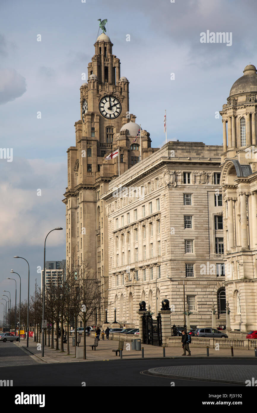 Das Royal Liver Building in Liverpool, England. Ein Grad 1 aufgeführten Gebäude und Teil der "Drei Grazien" Gebäude in Liverpool. Stockfoto