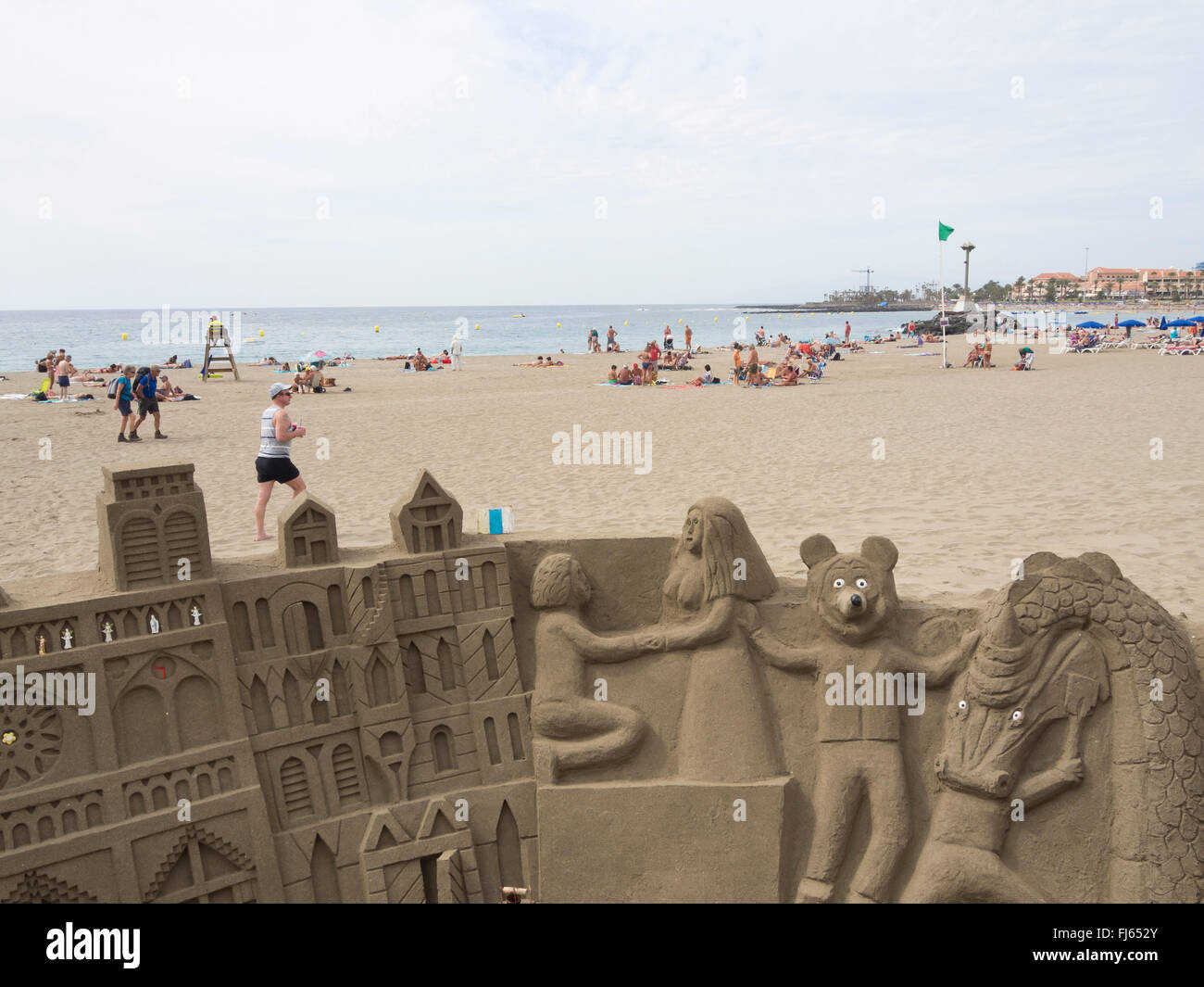 Aufwendige und künstlerischen Sandburg Dorf, Playa de Las Vistas zwischen Los Christianos und Las Americas auf Teneriffa Stockfoto