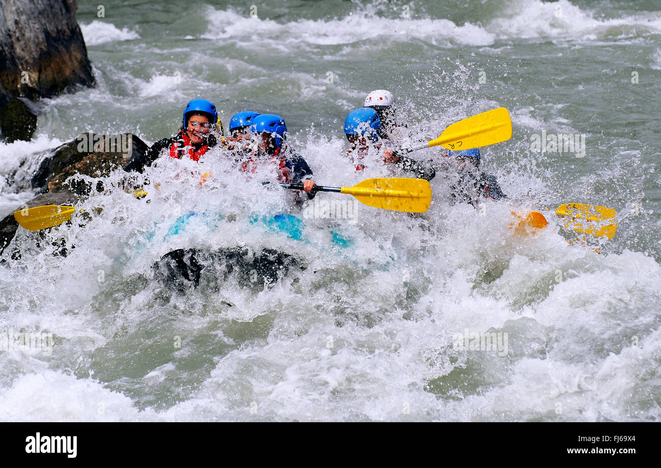 Rafting auf Fluss Isere, Frankreich, Savoie Stockfoto