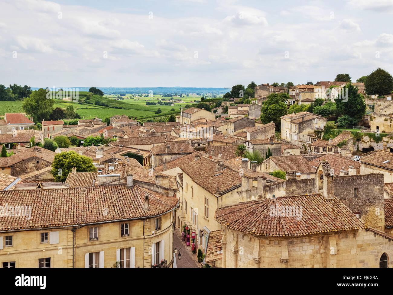 Alte Stadt von Saint-Emilion, eines der wichtigsten roten Wein Gebiete von Bordeaux, Frankreich. Stockfoto
