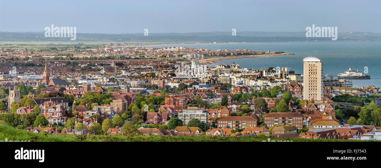 Panoramablick über das Stadtzentrum von Eastbourne, East Sussex, Südengland Stockfoto