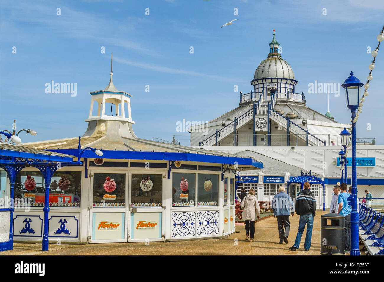 Historischer Eastbourne Pier in East Sussex, Südengland Stockfoto