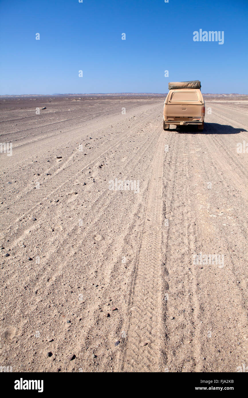 Fahrt durch die Skelettküste Namibias. Stockfoto