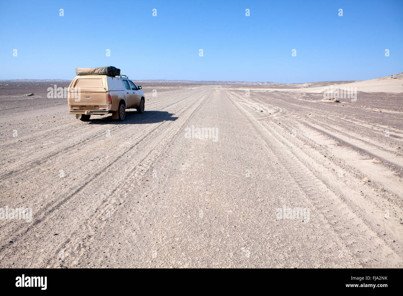Fahrt durch die Skelettküste Namibias. Stockfoto
