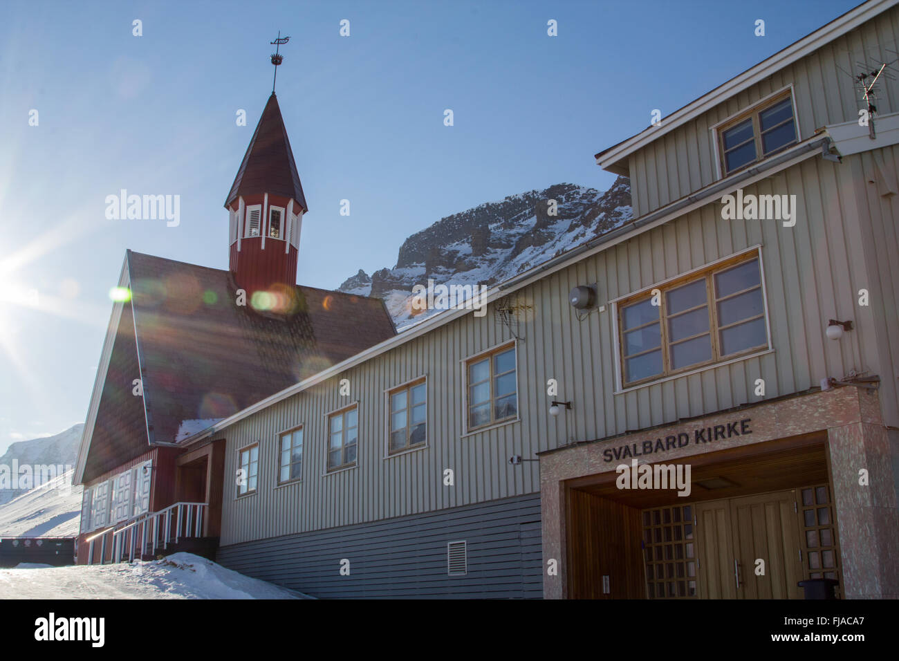 Svalbard Kirke in Longyearbyen - die nördlichste Siedlung der Welt. Spitzbergen (Svalbard). Norwegen. Stockfoto