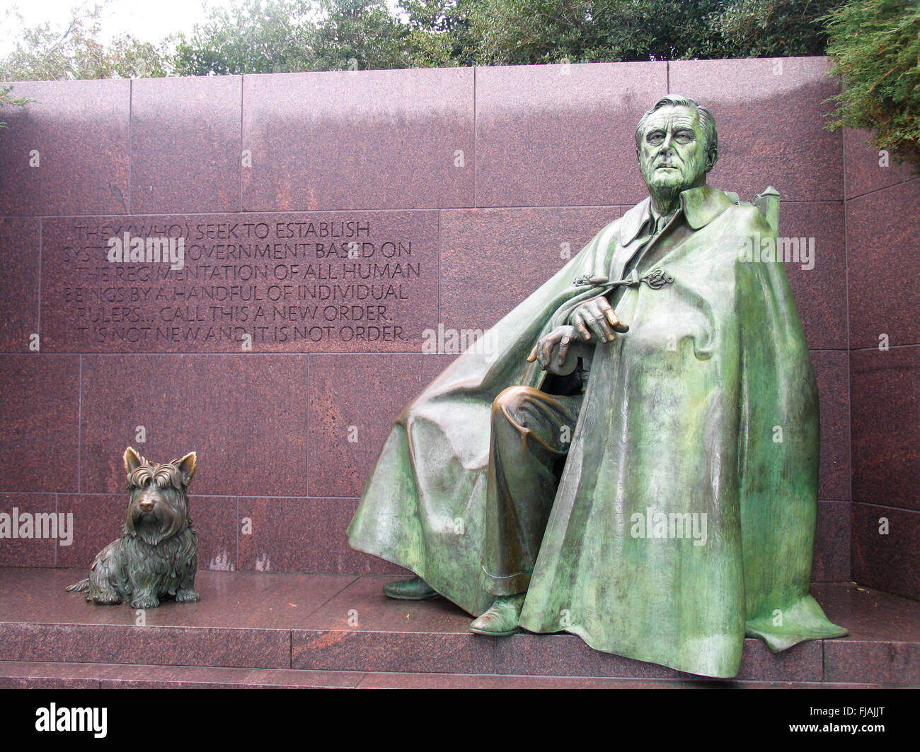 Bronzestatue von Präsident Franklin Delano Roosevelt und sein Hund, Fala. Stockfoto