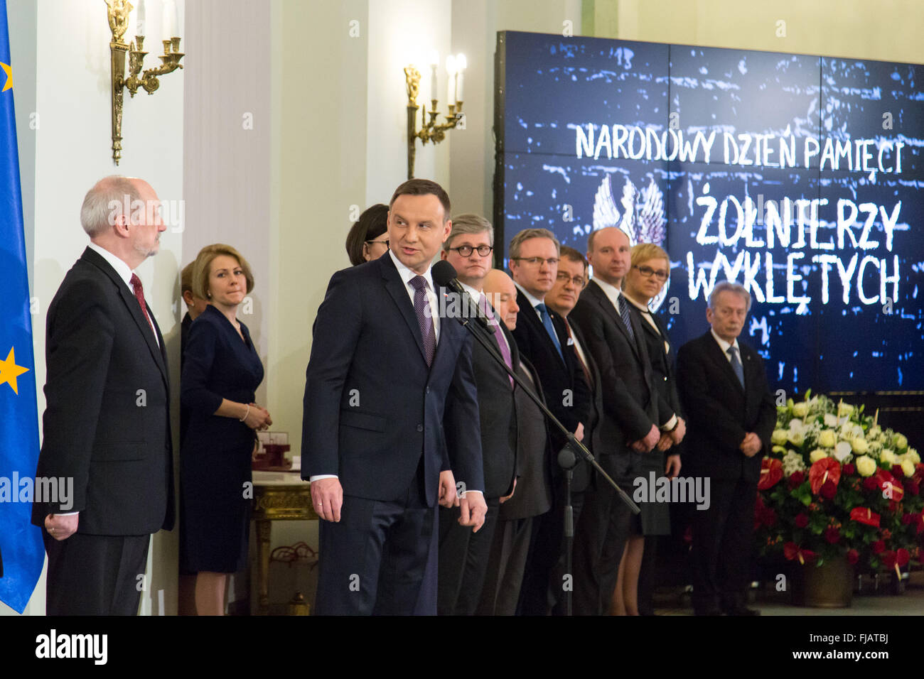 Warschau, Polen. 1. März 2016. Polnischer Präsident Andrzej Duda im Laufe des Tages des Gedenkens an die "verfluchten Soldaten" im Präsidentenpalast am 1. März 2016 in Warschau, Polen. Bildnachweis: MW/Alamy Live-Nachrichten Stockfoto