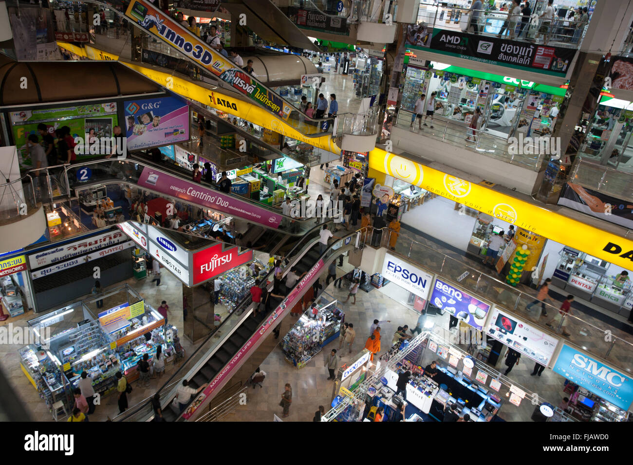 Innenraum der Pantip Plaza mall Stockfoto