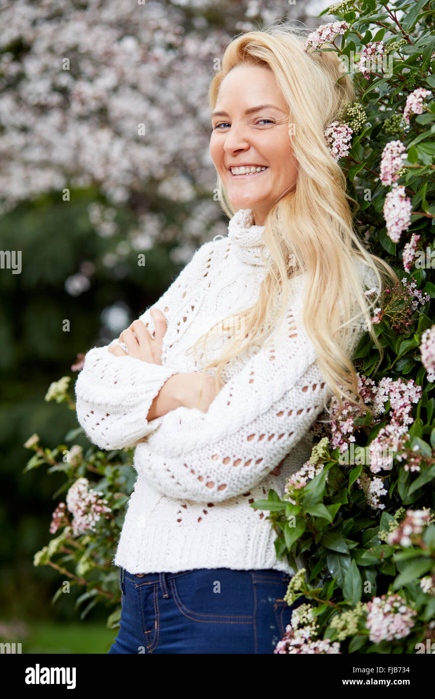 Schöne Mädchen im freien Stockfoto