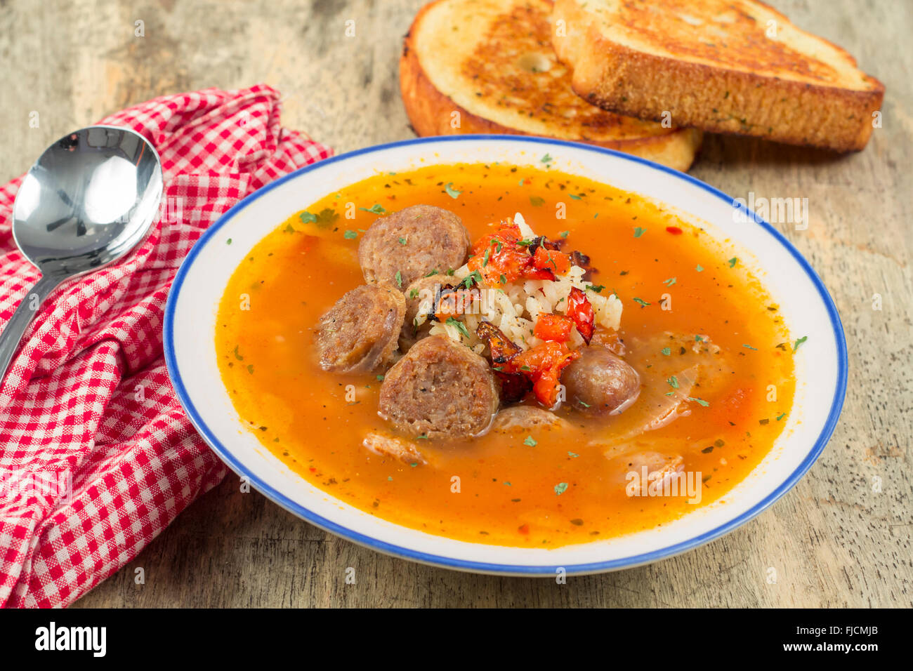 Wurst und Reis Tomaten Suppe Cajun gumbo Stockfoto