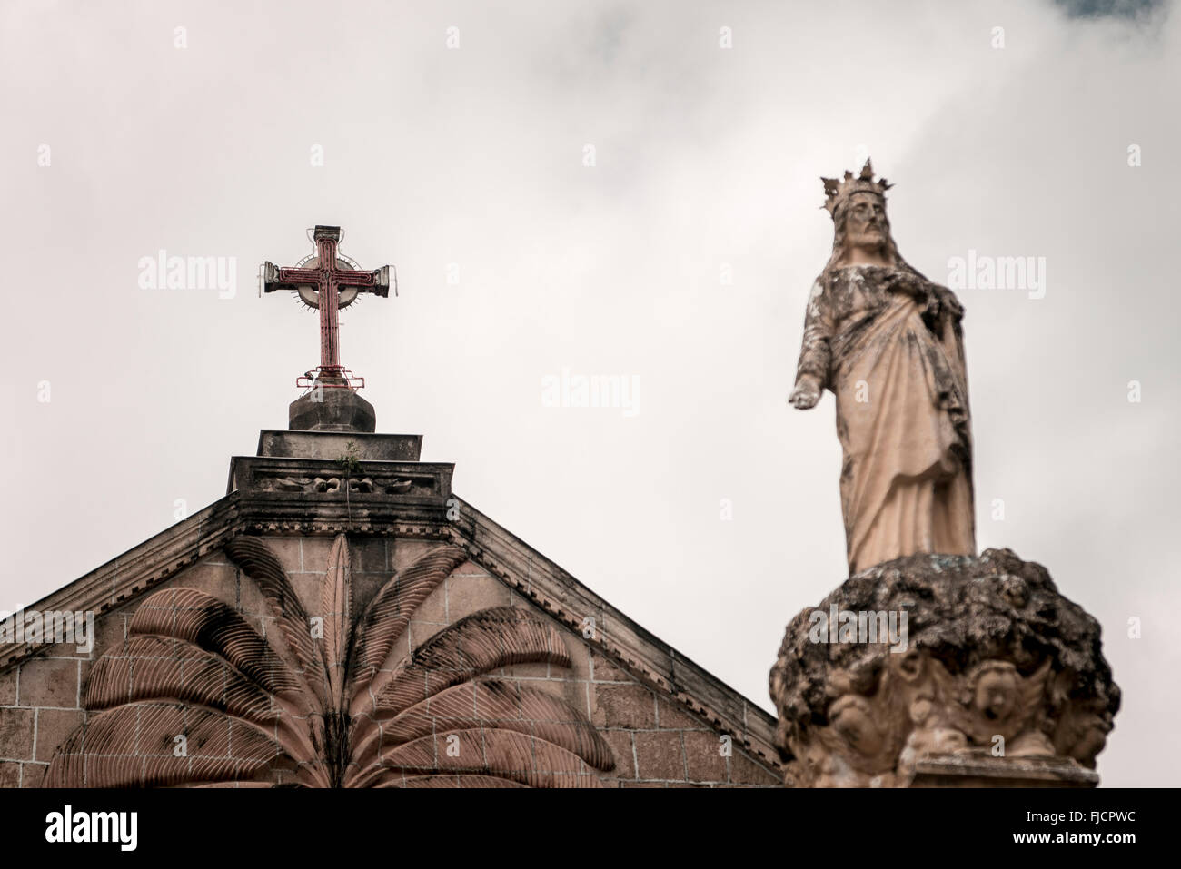 Iloilo, Philippinen - 16. Februar 2016. Miagao Kirche in Iloilo Philippinen in der Tageszeit. Stockfoto