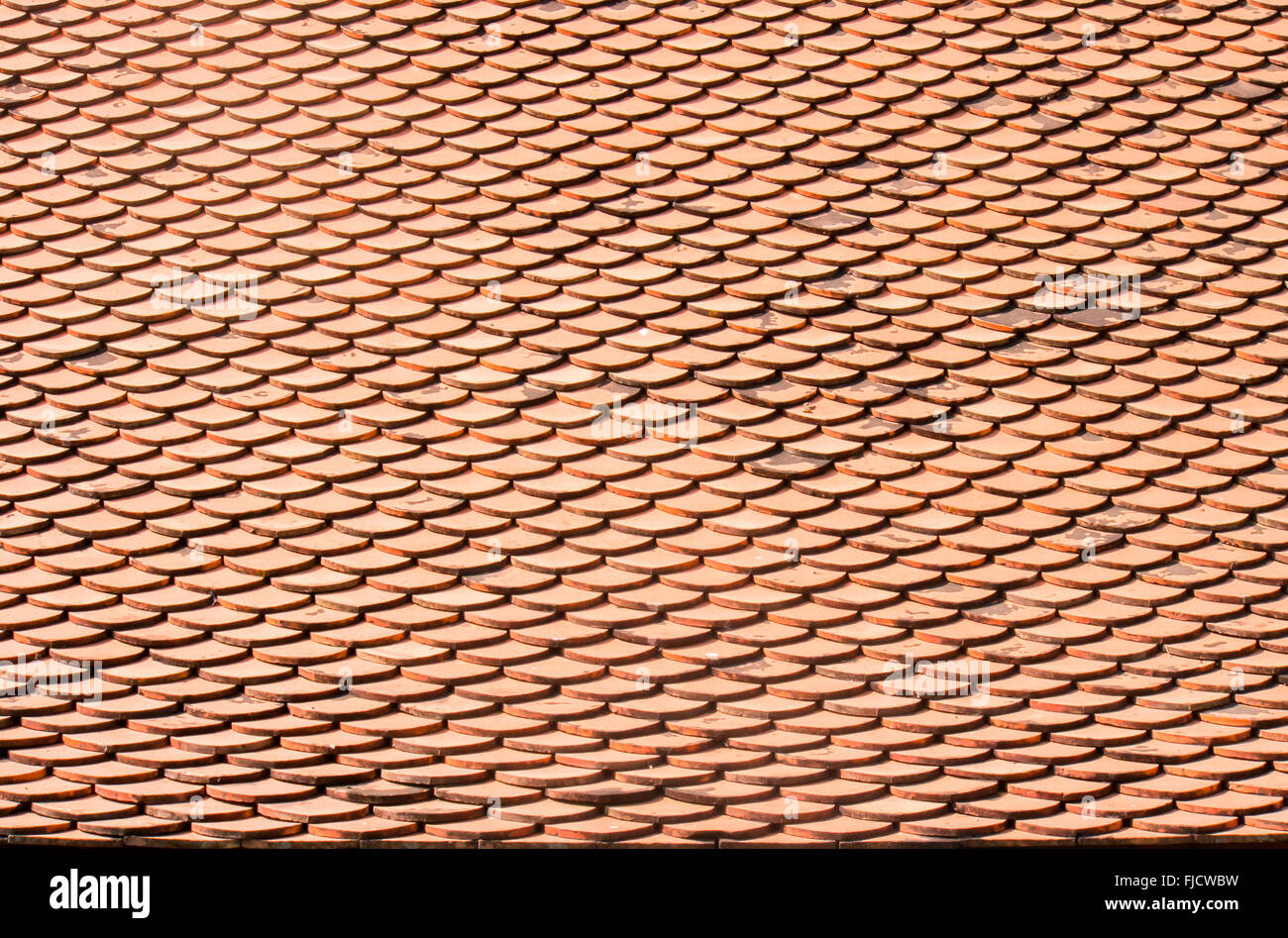 altes Dach Dachziegel Hintergrund, thai-Stil Stockfoto