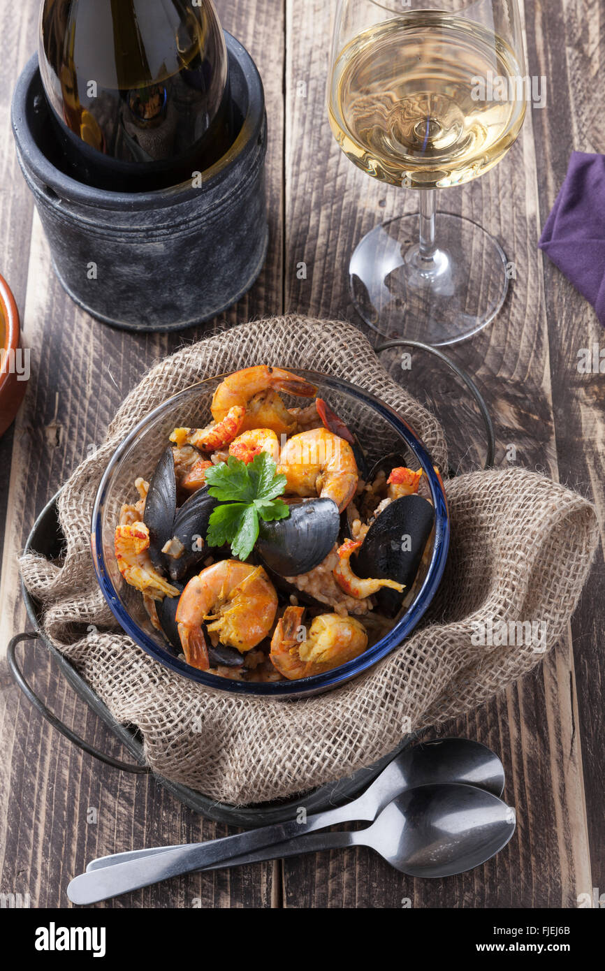 Arroz de Marisco portugiesische Paella Meeresfrüchte rustikale Klassiker curry-Reis Sommergericht Stockfoto