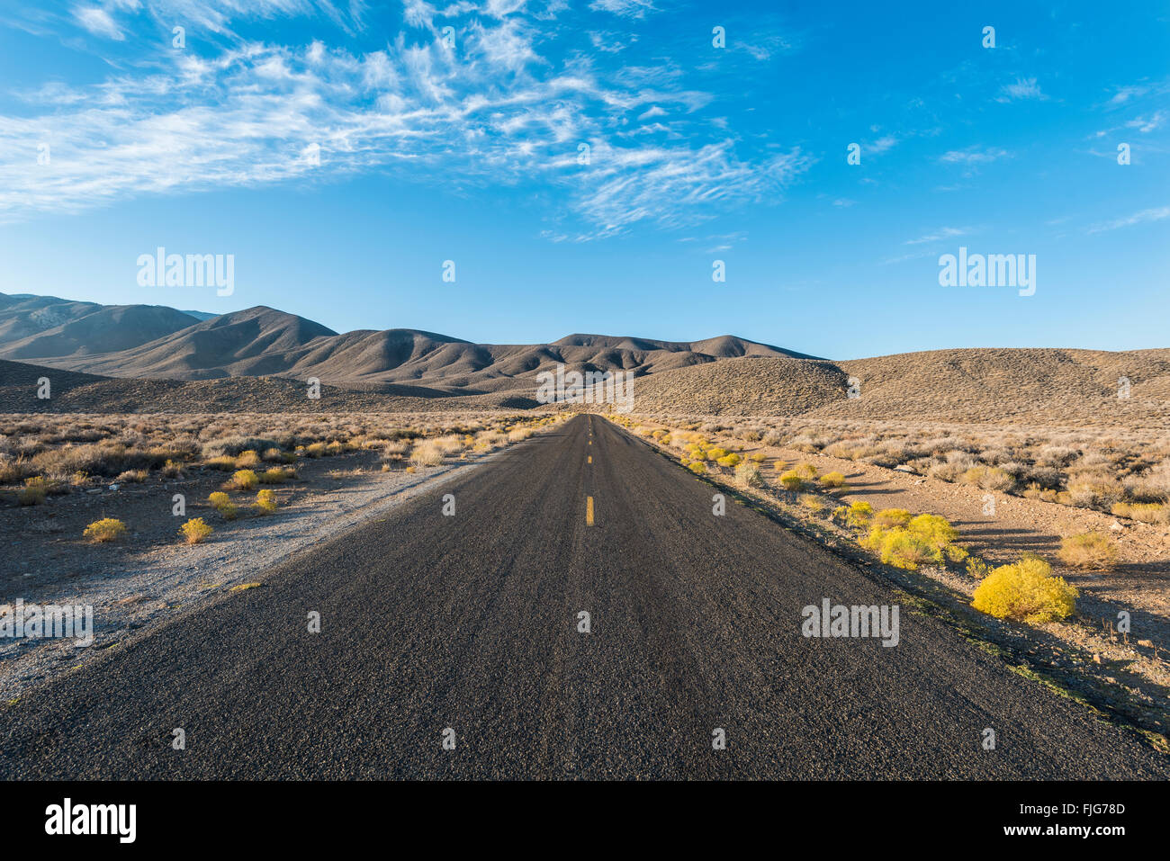 Autobahn, Straße, Death Valley, Death Valley Nationalpark, Kalifornien, USA Stockfoto