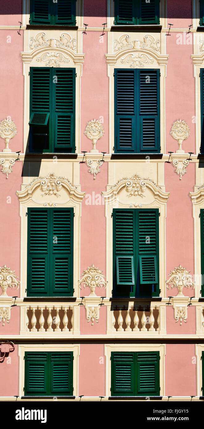 Bemalten Fassaden, Tradition in der Stadt Levanto. Cinqueterre, La Spezia, Ligurien, Italien Stockfoto