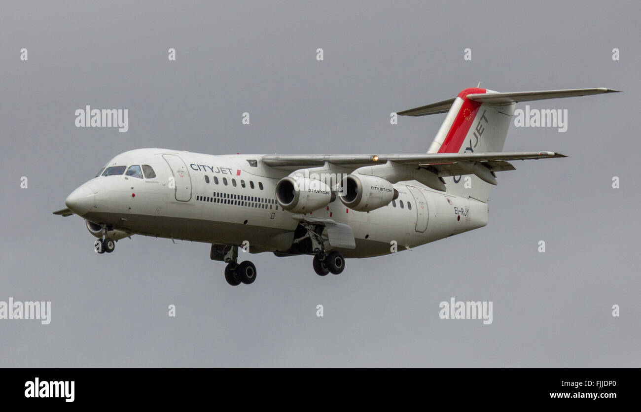 BAe 146 Cityjet Fluggesellschaften kommen ins Land am Newcastle Flughafen Stockfoto