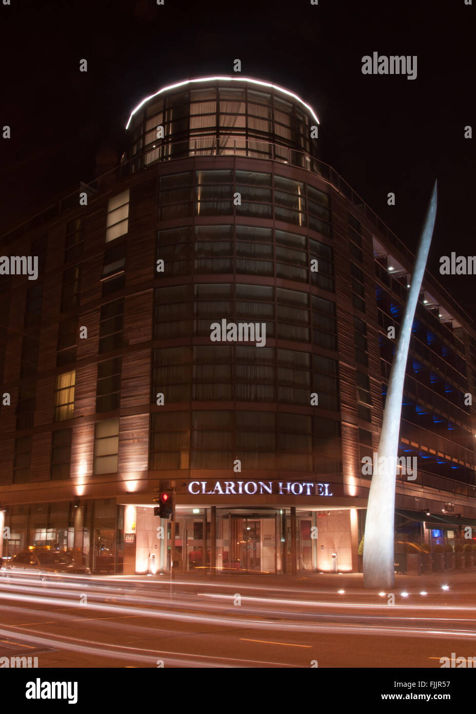 Das Clarion Hotel Cork, Irland in der Nacht. Stockfoto