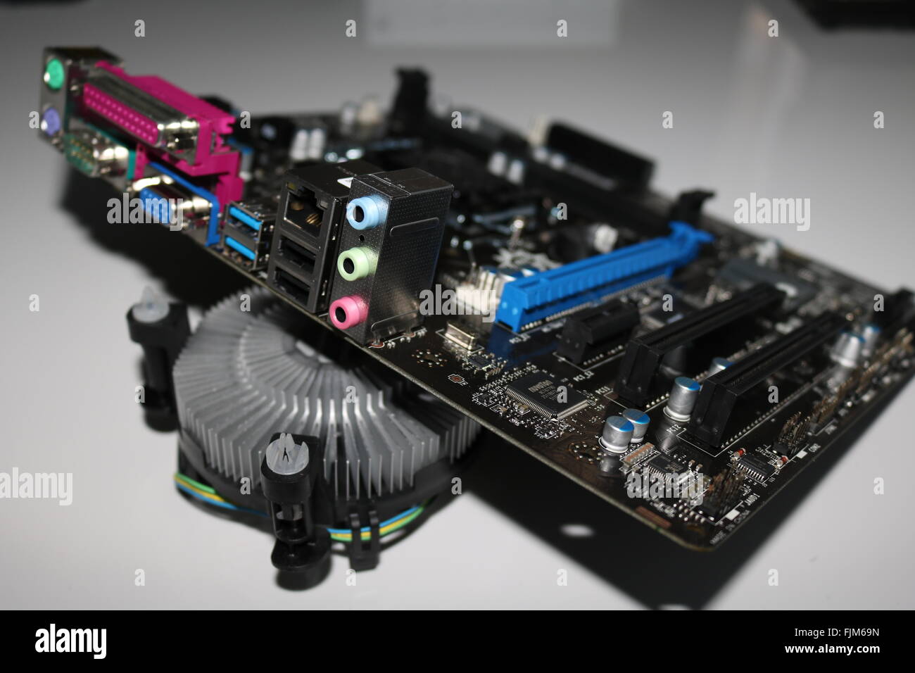 Kondensatoren motherboard -Fotos und -Bildmaterial in hoher Auflösung