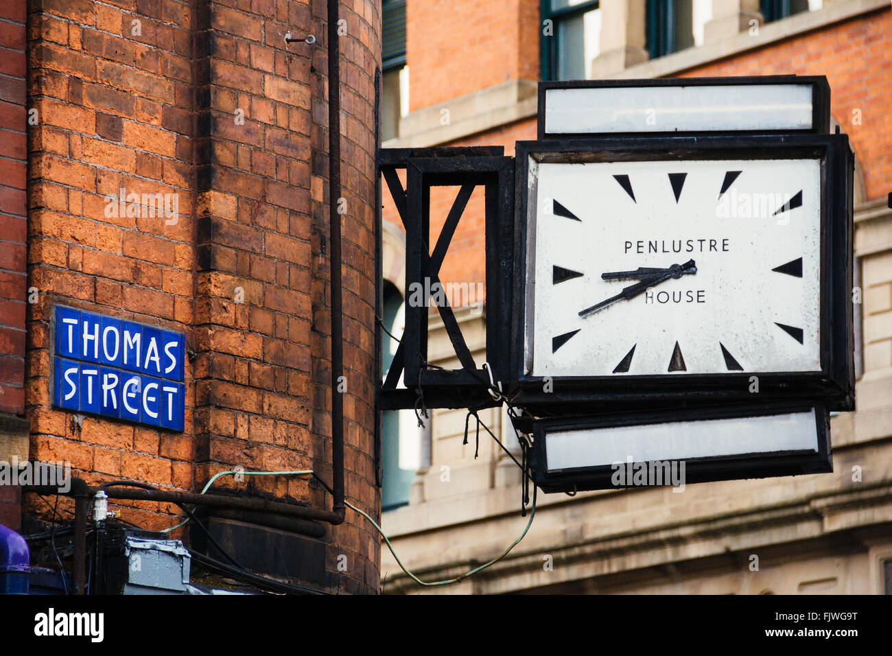 Uhr an der Ecke Thomas Street, Northern Quarter. Manchester. Stockfoto