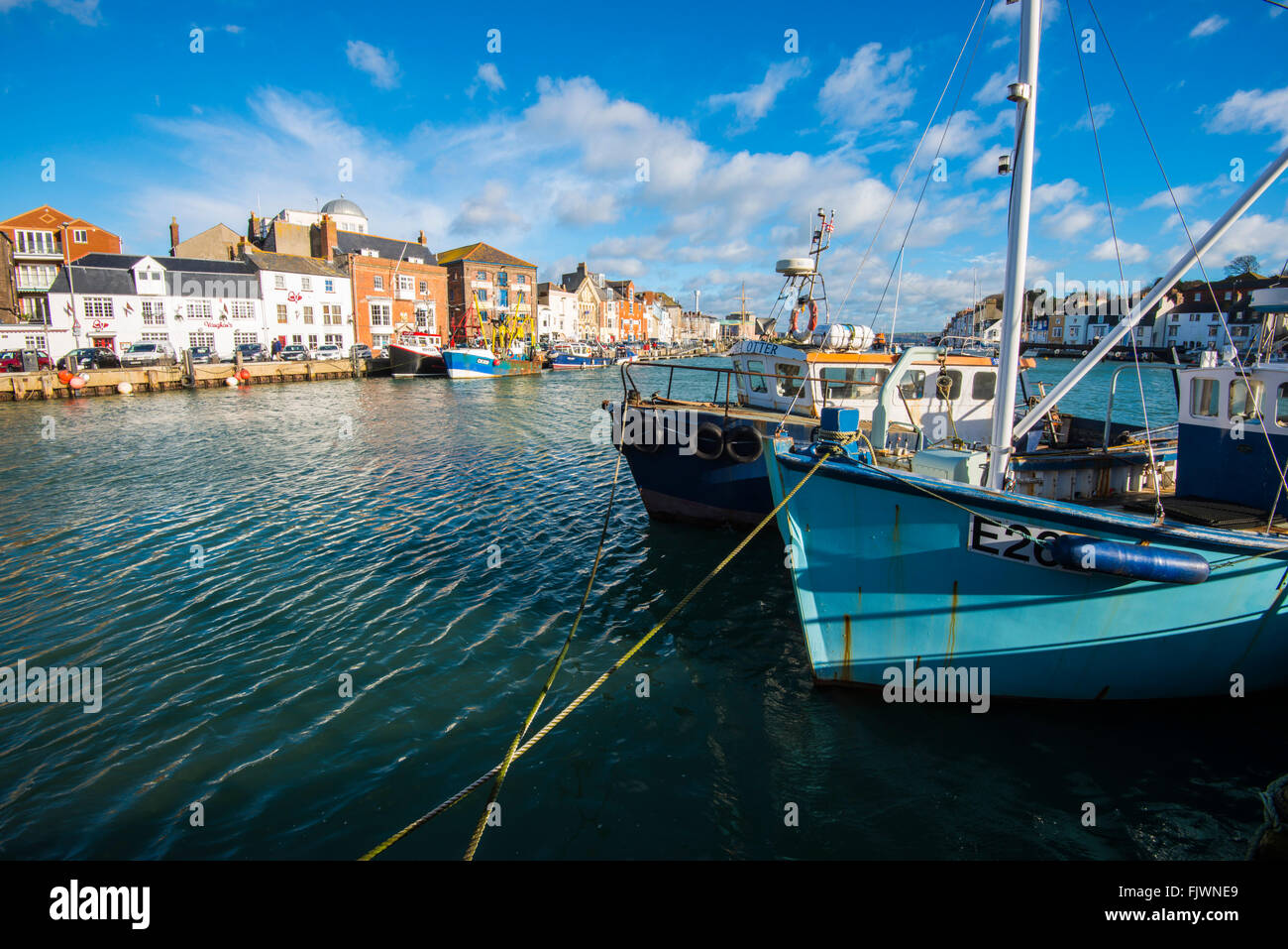 Die historischen Weymouth Hafen an der Jurassic Coast of Dorset an einem sonnigen Wintertag. Stockfoto