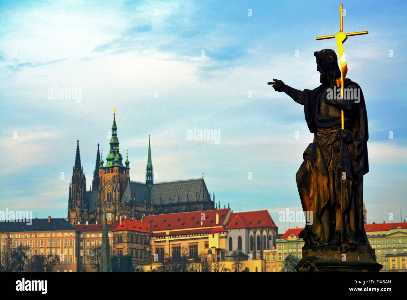 Charles Brücke mit Blick auf die Prager Burg, Prag Stockfoto