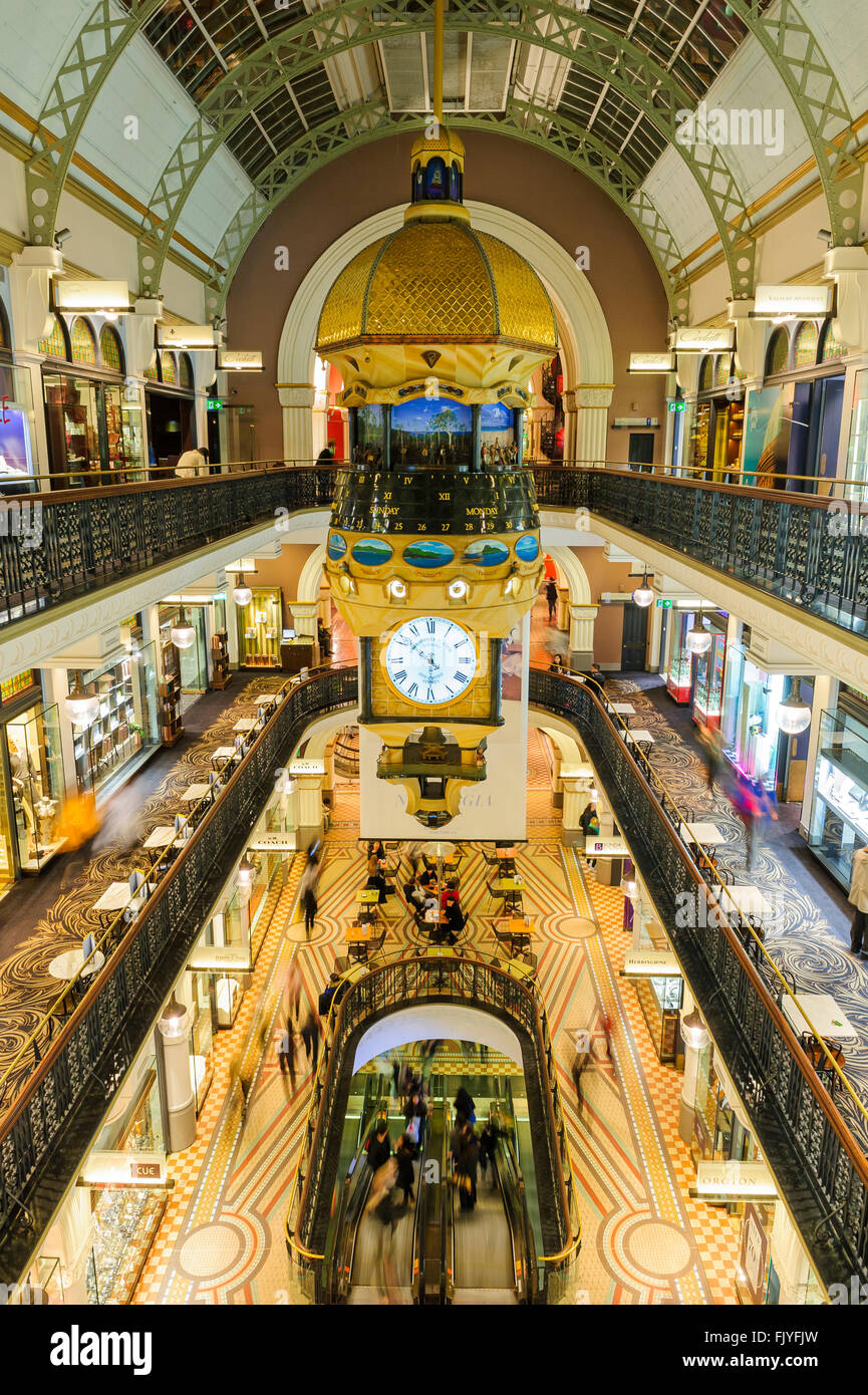Innere des The Queen Victoria Building (QVB) shopping-Arkade, George Street, Sydney, Australien. Stockfoto