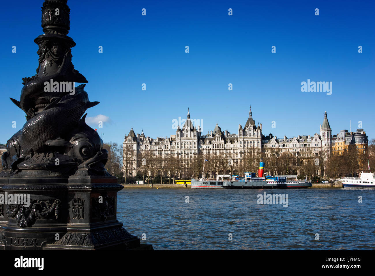 Whitehall Court Royal Horse guards Hotel Victoria Embankment London England Stockfoto