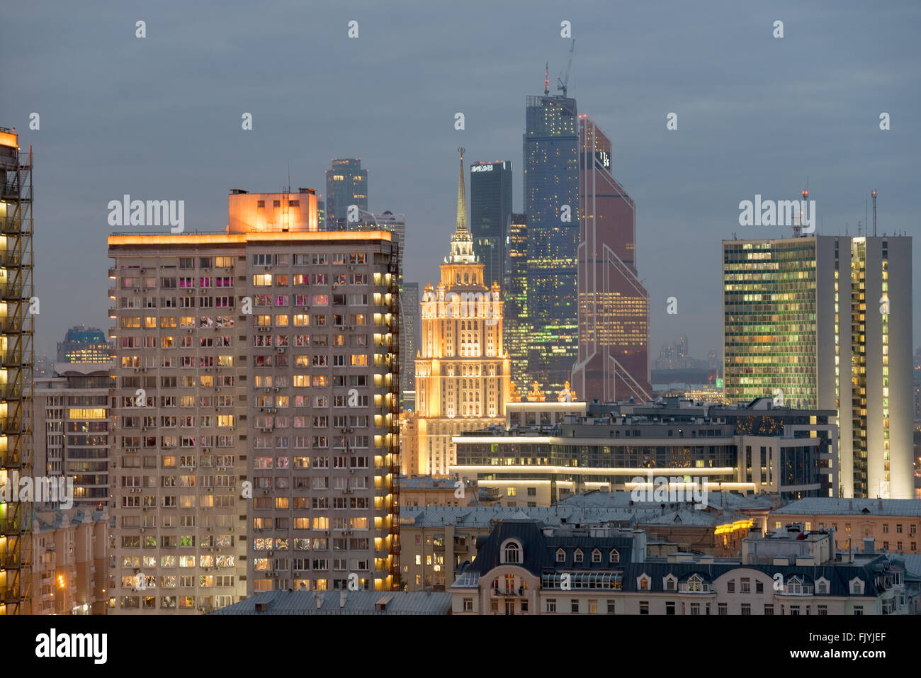 Panoramablick auf der Wolkenkratzer Moscow City mit neuen Arbat und Presnensky Bezirk von Moskau, Russland Stockfoto