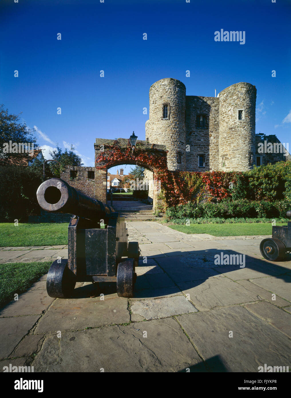 Ypern Turm Roggen East Sussex Fort gebaut im Jahre 1250, später zu einem Wohnhaus umgebaut, im Jahre 1430 und auch als Gefängnis und Leichenhalle genutzt. Stockfoto