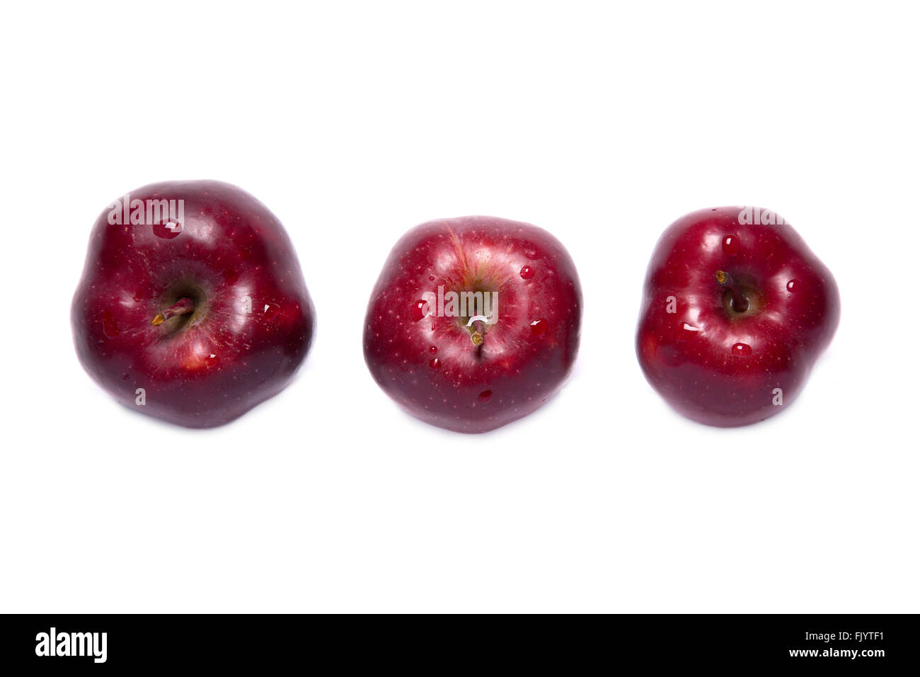 Draufsicht der drei rote Äpfel, isoliert auf weißem Hintergrund Stockfoto