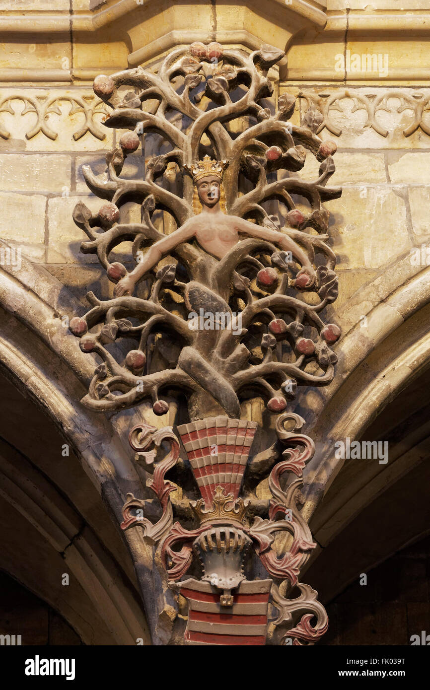 Baum der Erkenntnis von gut und Böse mit Schlange 16. Jh., Halberstadt Dom oder Church des St. Stephanus und St. Sixtus Stockfoto