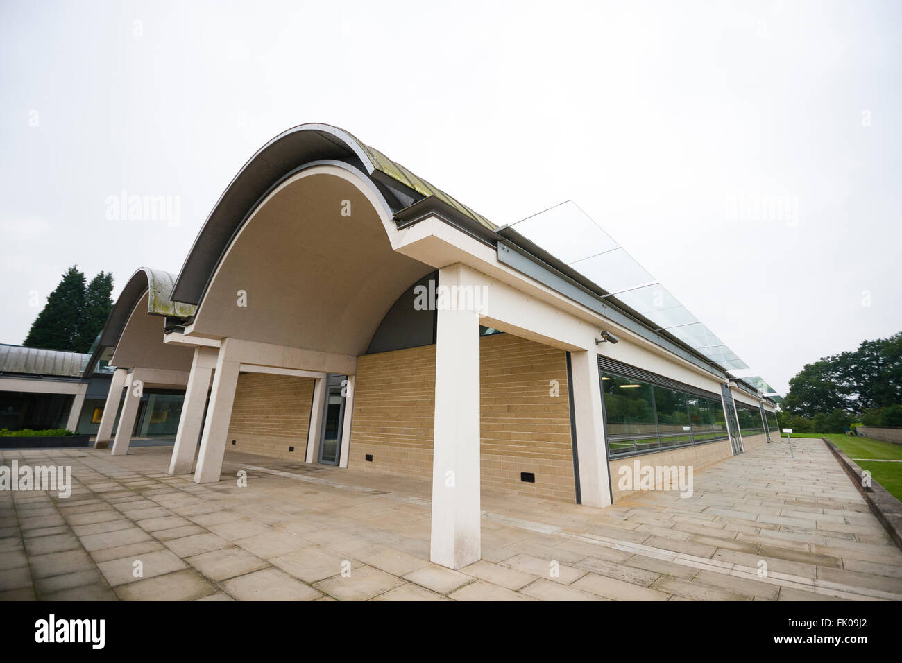 Kew Millennium Seed Bank, West Sussex, UK. Außenansicht des Millennium Seed bank Besucherzentrum. Stockfoto