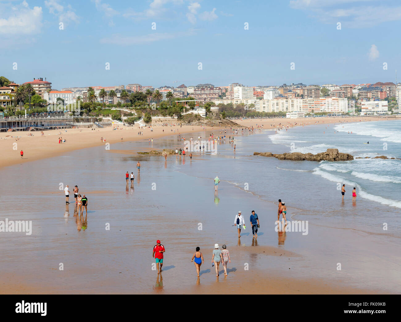 Strand El Sardinero Playas, Santander, Kantabrien, Spanien. Stockfoto