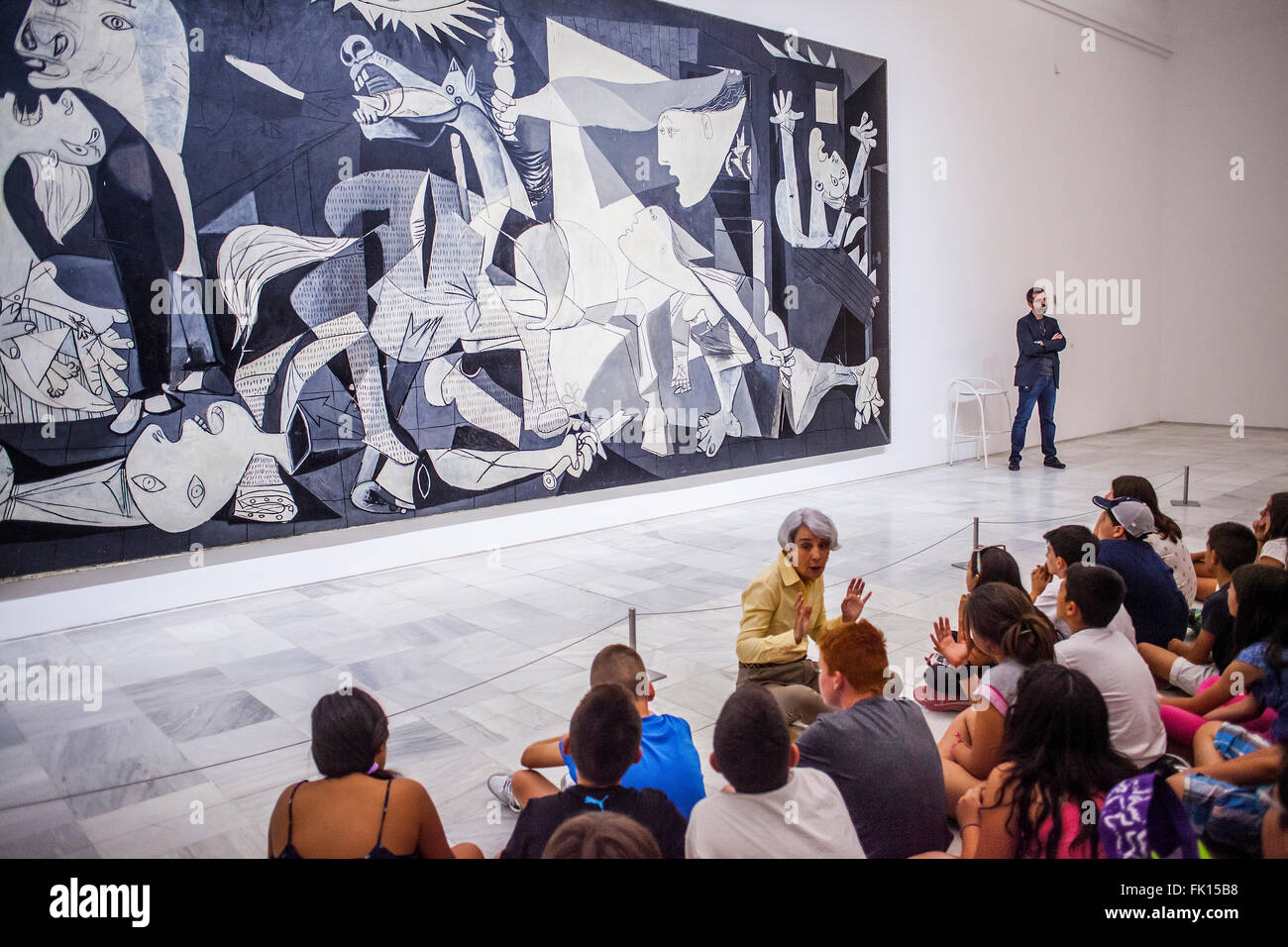 Das Gemälde Guernica Von Picasso Nationalen Kunstmuseum Reina Sofia Madrid Spanien 5295