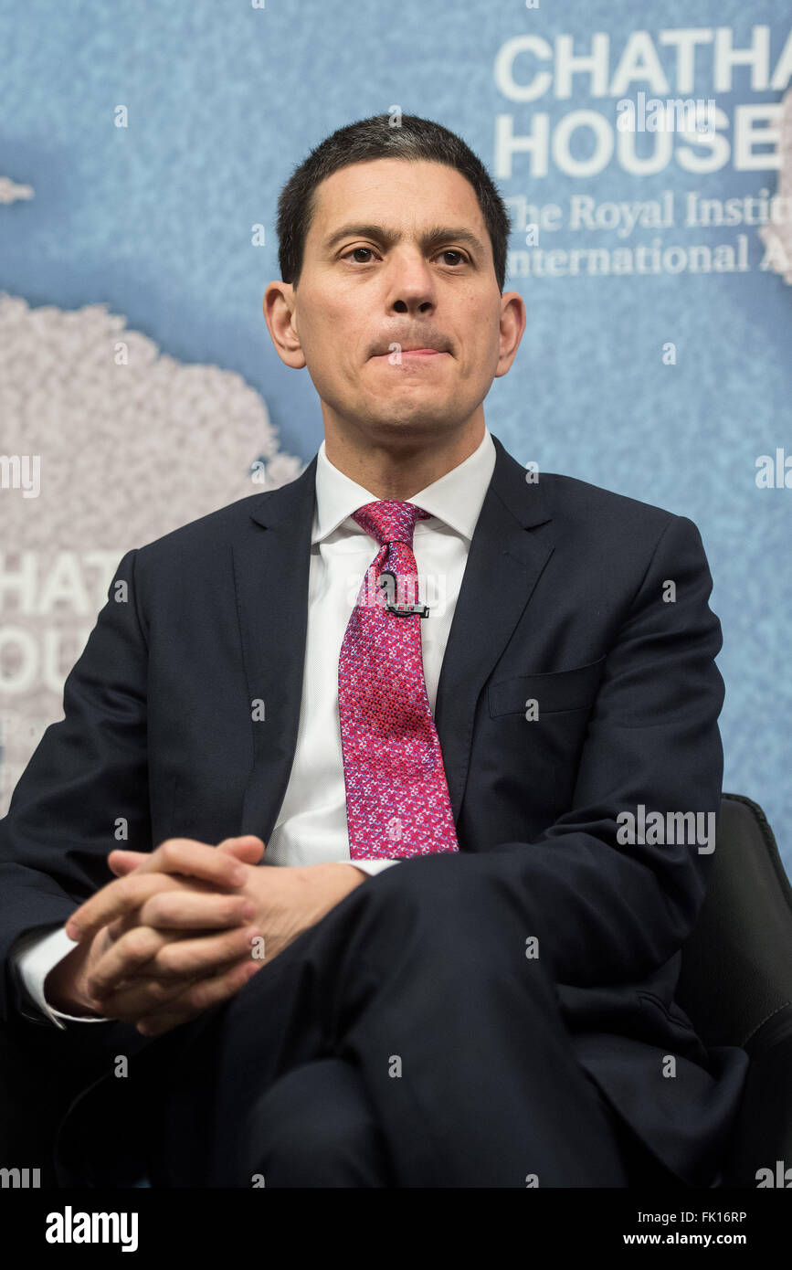 David Miliband hält seinen Vortrag "Krise in Syrien" Chatham House.  Mit: David Miliband Where: London, Vereinigtes Königreich bei: 3. Februar 2016 Stockfoto