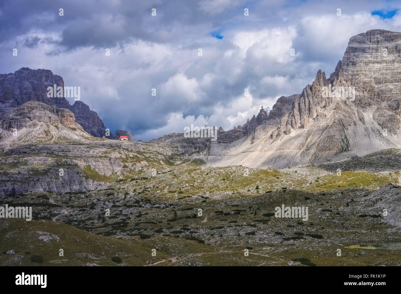 Dreizinnenhütte in Den Dolomiten - Tre Cime di Lavaredo Alpenvereins ...