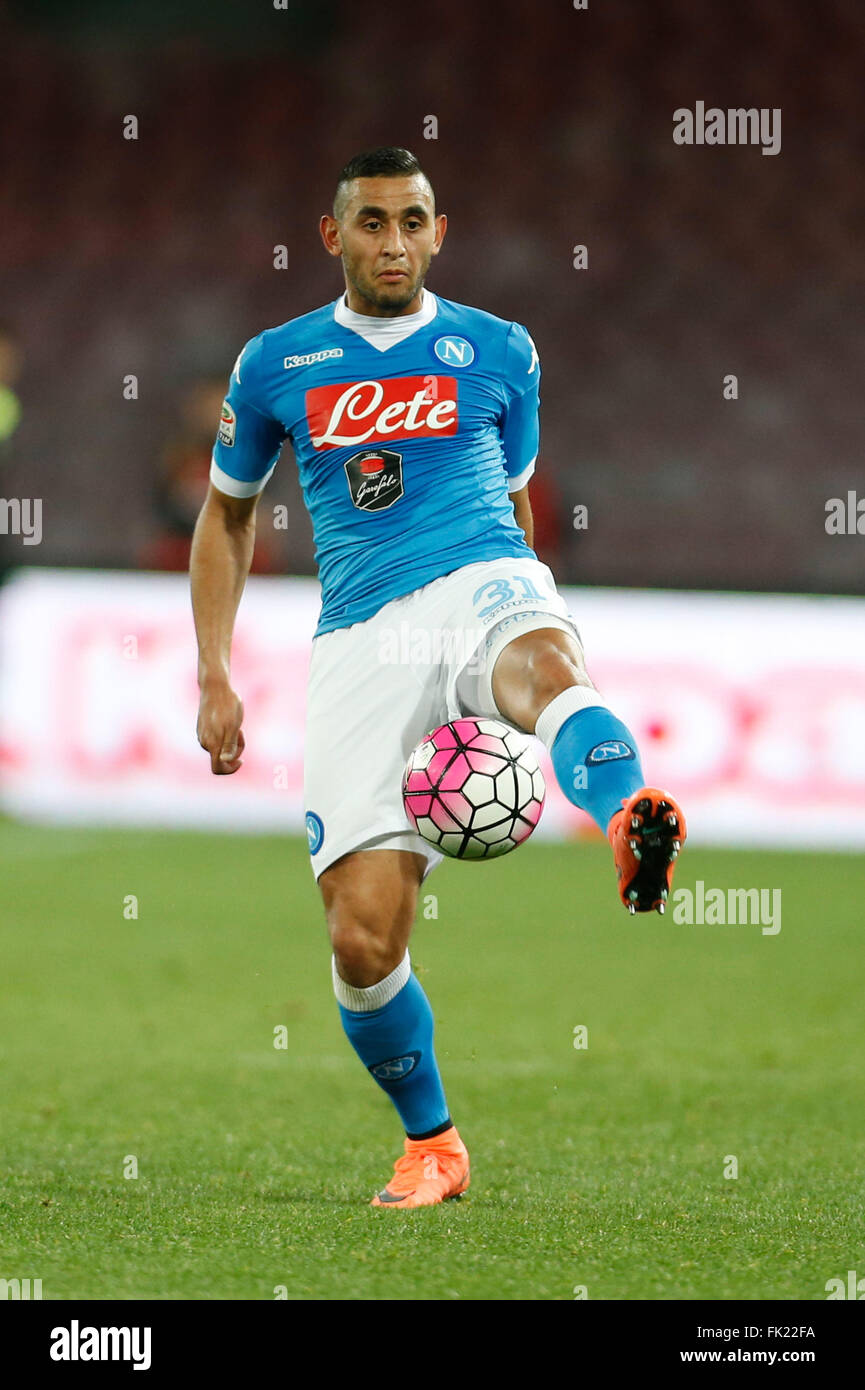 Neapel, Italien. 5. März 2016. Faoulizi Ghoulam in der italienischen Serie ein Fußballspiel zwischen SSC Napoli und Chievo Verona im Stadion San Paolo in Neapel Italien, März 06, 2016 Napoli gewann 3: 1 Credit: Agnfoto/Alamy Live-Nachrichten Stockfoto