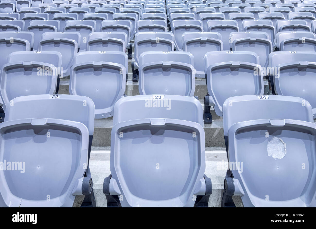 Stadion Sitzreihen bereit in eine neue Anlage Stockfoto